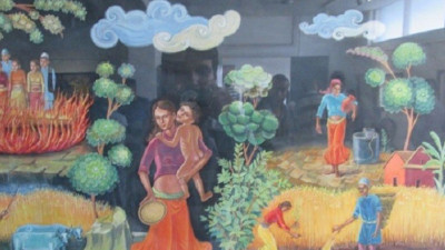 चित्रकला प्रदर्शनीमा विद्यार्थीहरु चित्रकला प्रदर्शनीमा विद्यार्थीहरु